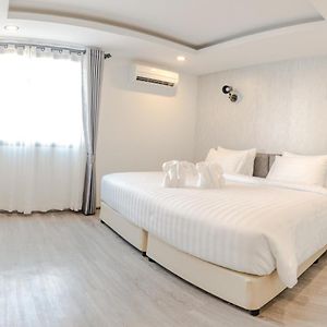 Peppy Hotel-Pepperyhills Hotel